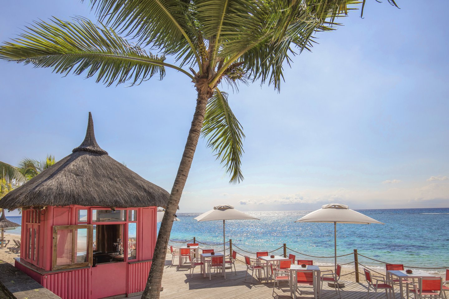 Terrasse am Meer im Victoria Beachcomber