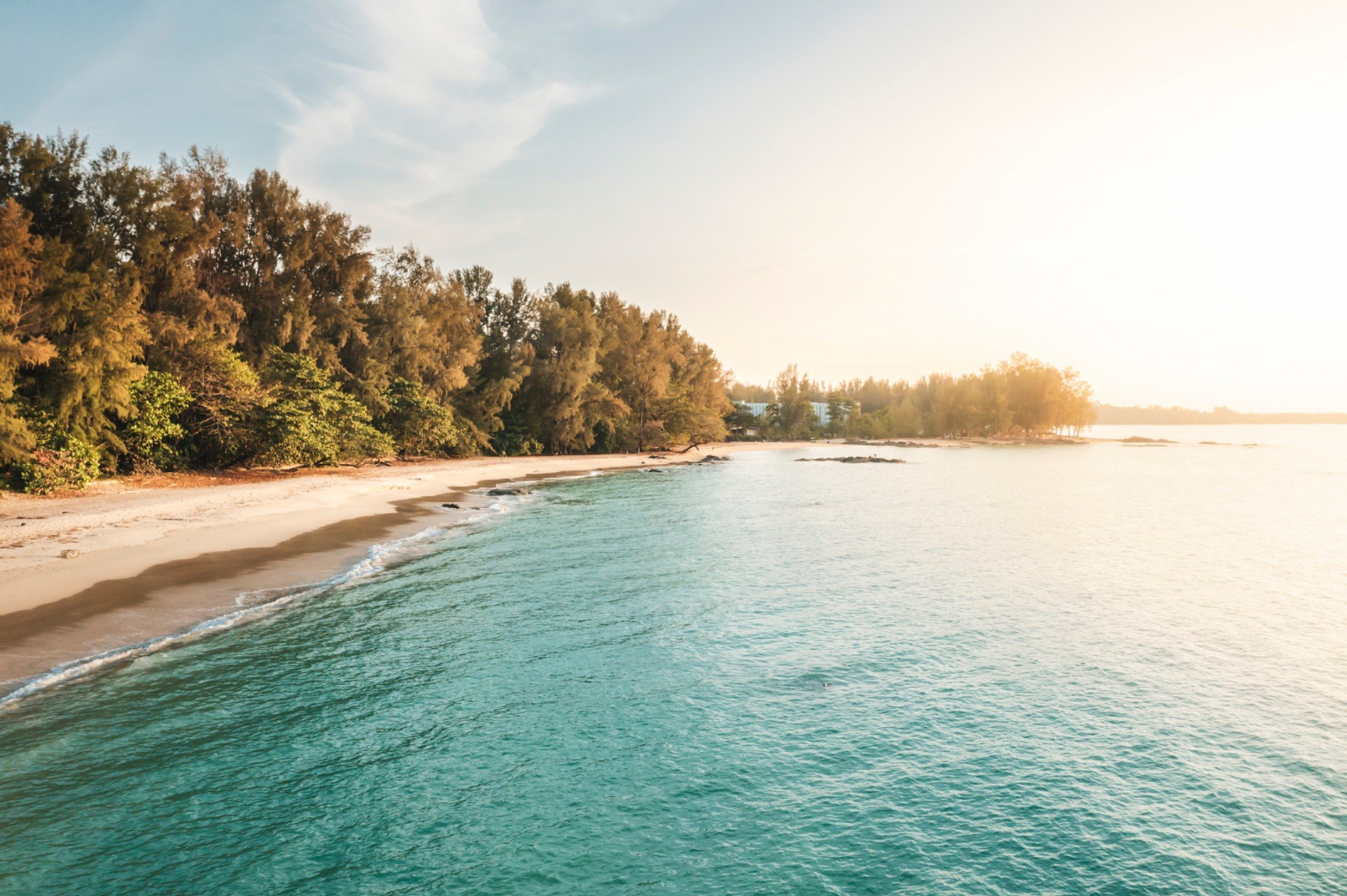 Avani+ Khao Lak – Strand an der Andamanensee