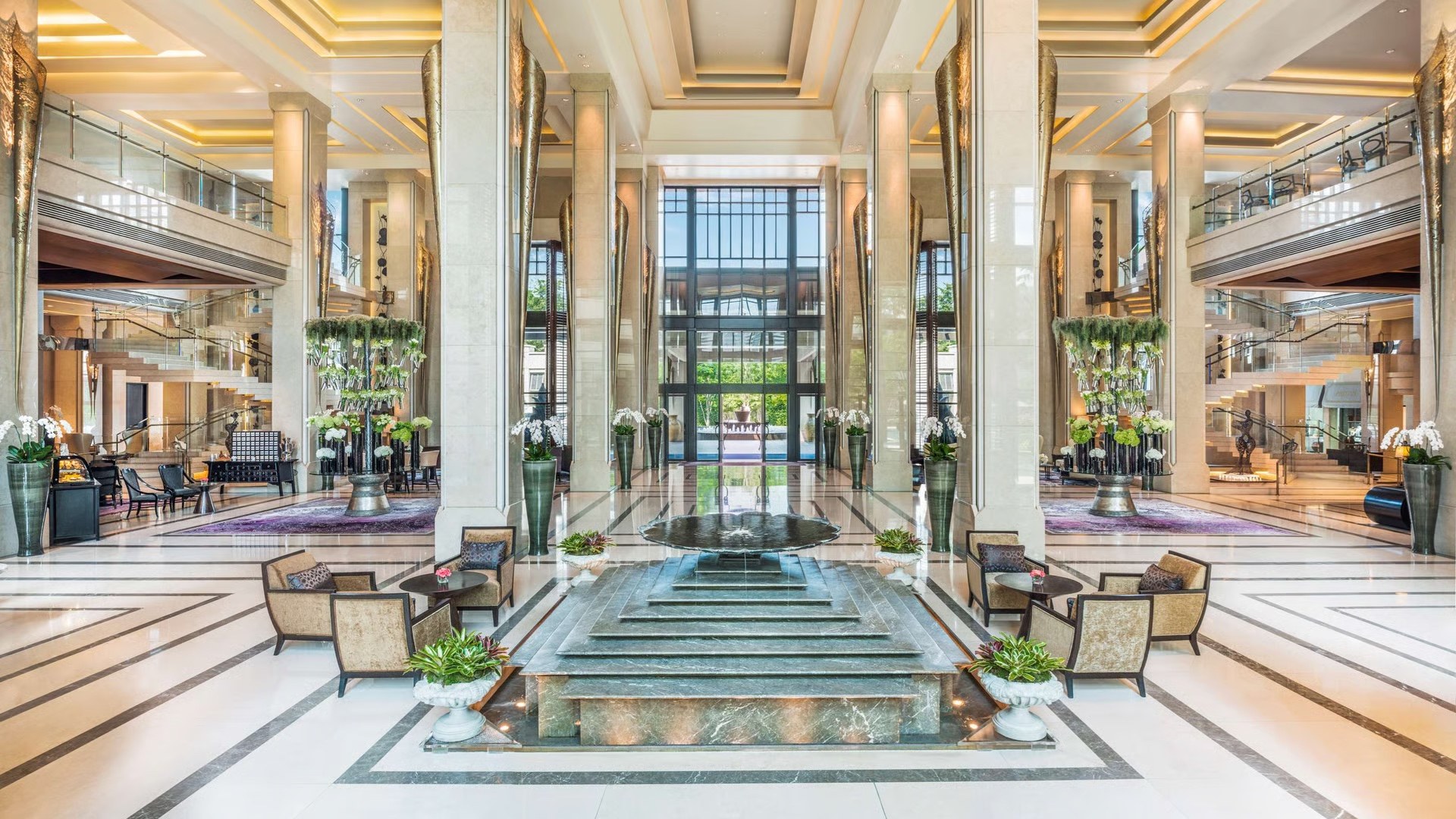 Siam Kempinski Bangkok – Großzügige Lobby